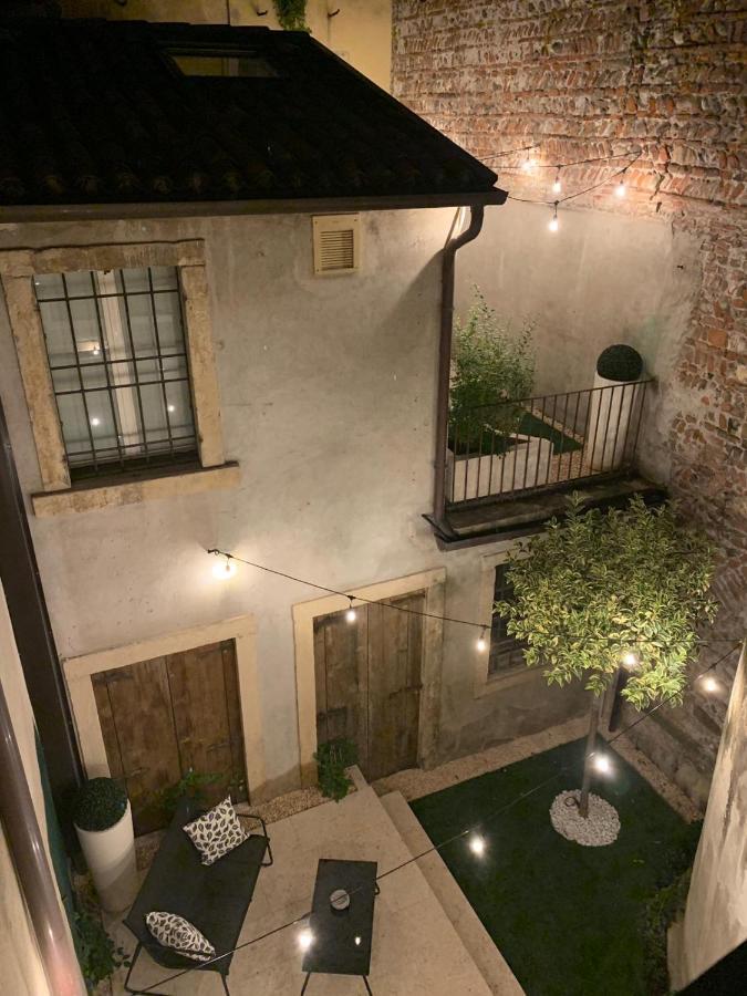 Room Verona Ai Conti Bagian luar foto