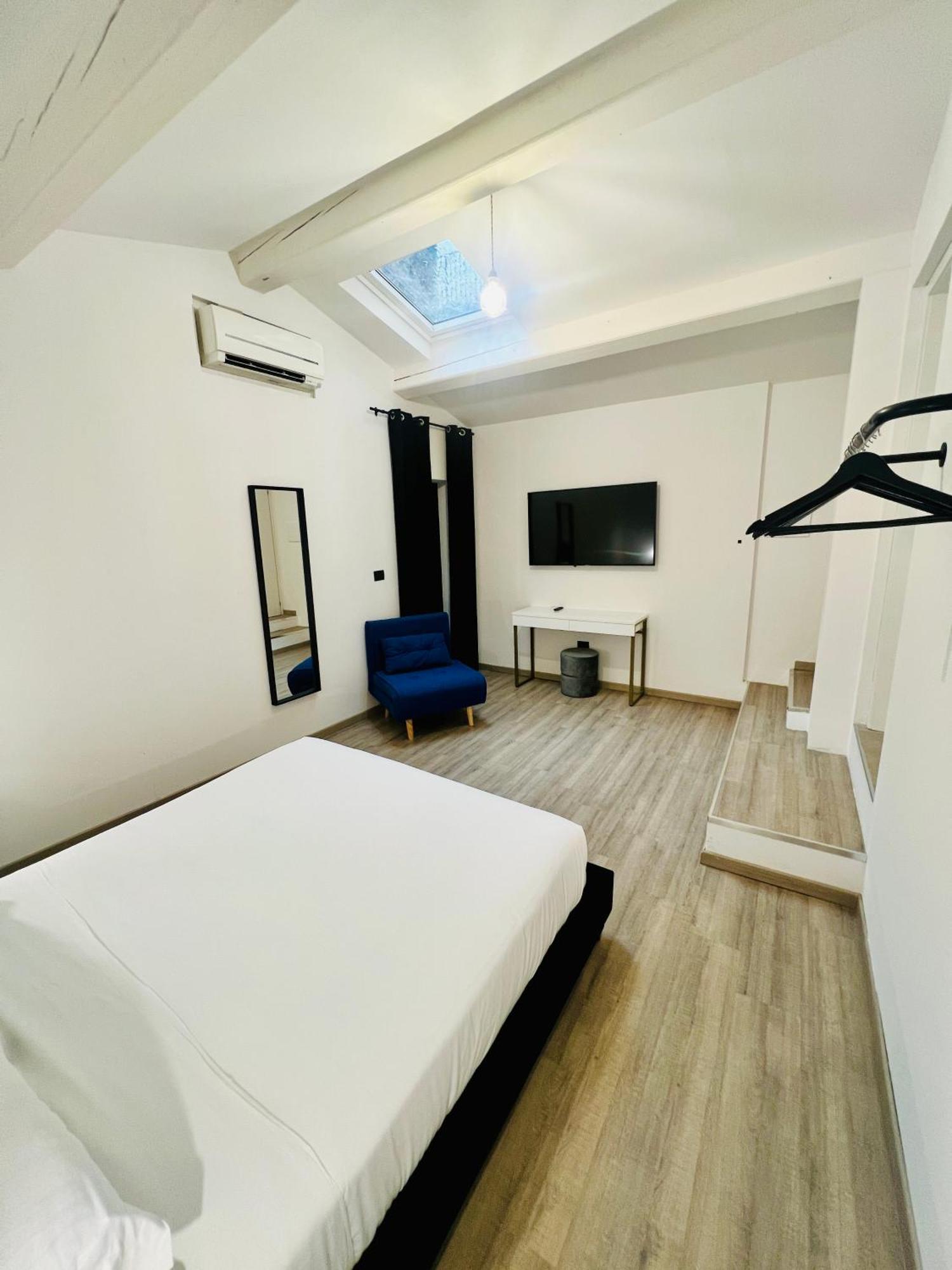 Room Verona Ai Conti Bagian luar foto